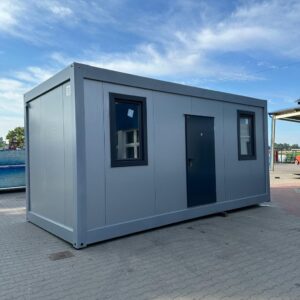 Контейнер з сендвіч-панелей з перегородкою